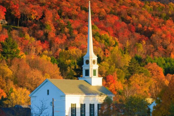 What are some of the Characteristics of New England?